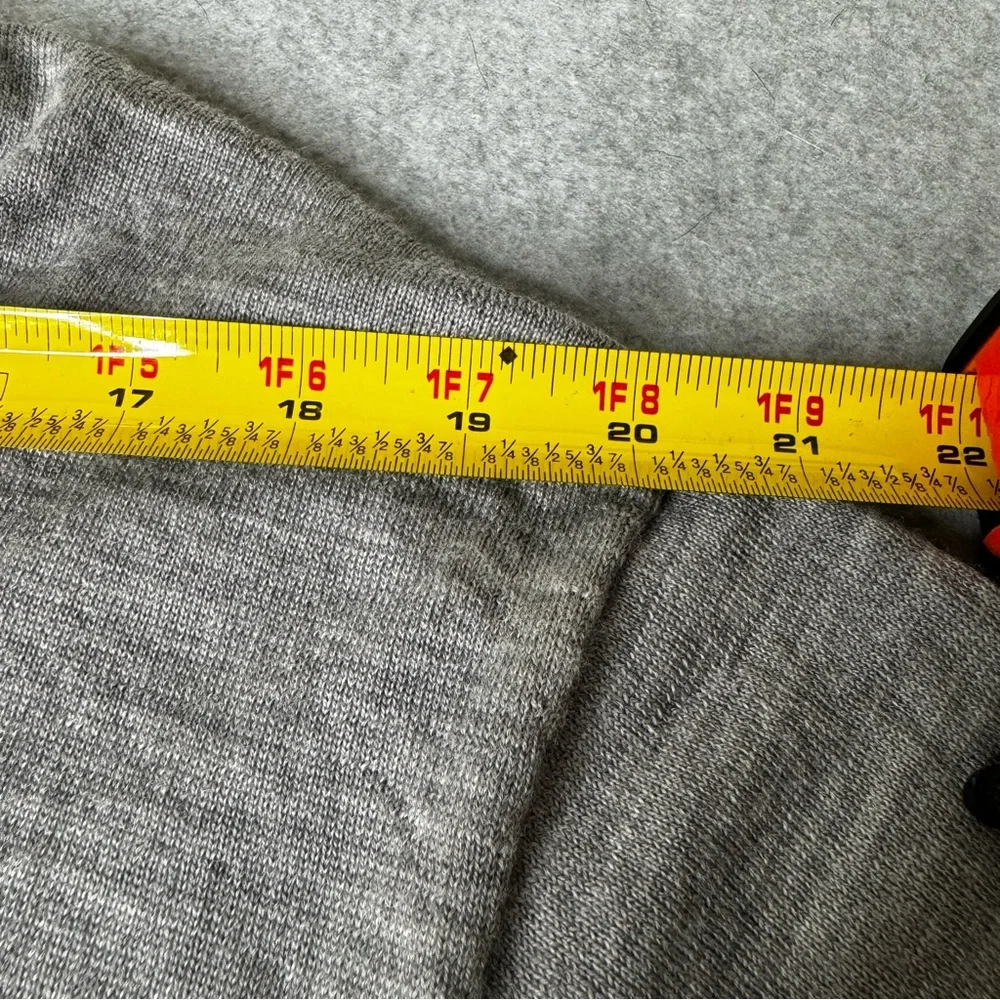 Uniqlo Light Marled Gray 100%‎ Wool Super Soft Quarter Zip Sweater Size XL